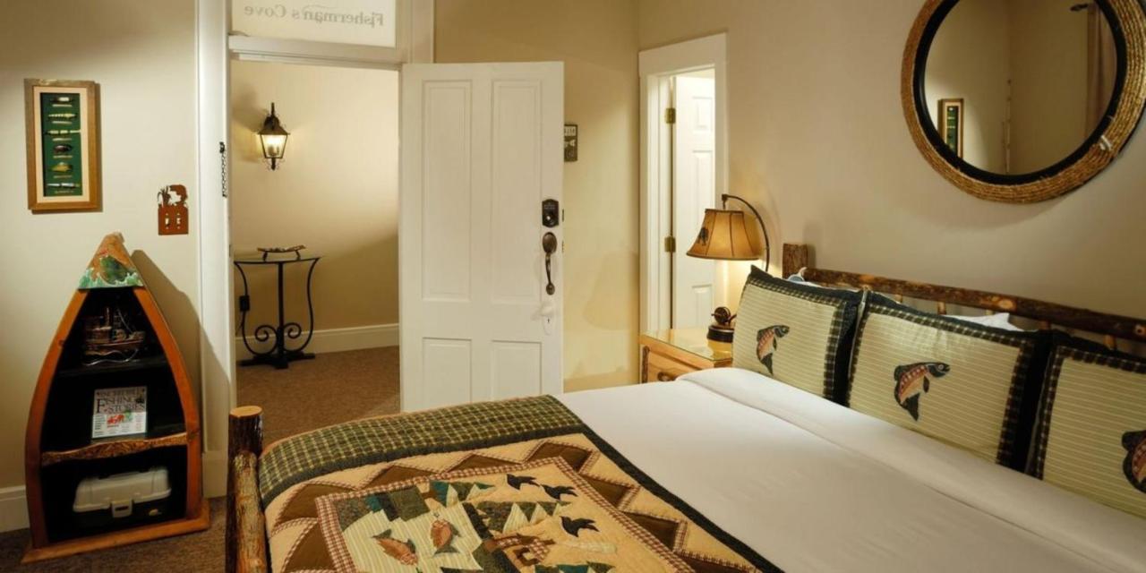 The Branson Hotel Room photo